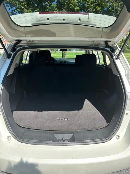 2011 Nissan Rogue - Image 8 of 8