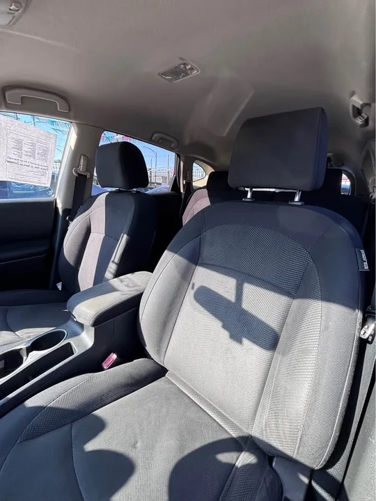 2011 Nissan Rogue - Image 3 of 6