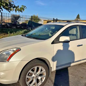 2011 Nissan Rogue S L Sport