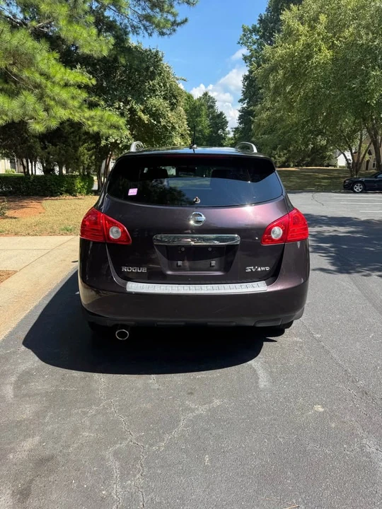 2011 Nissan Rogue - Image 7 of 10