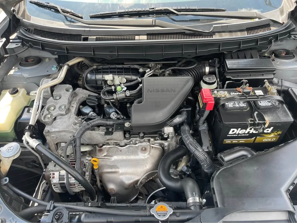 2011 Nissan Rogue - Image 8 of 10