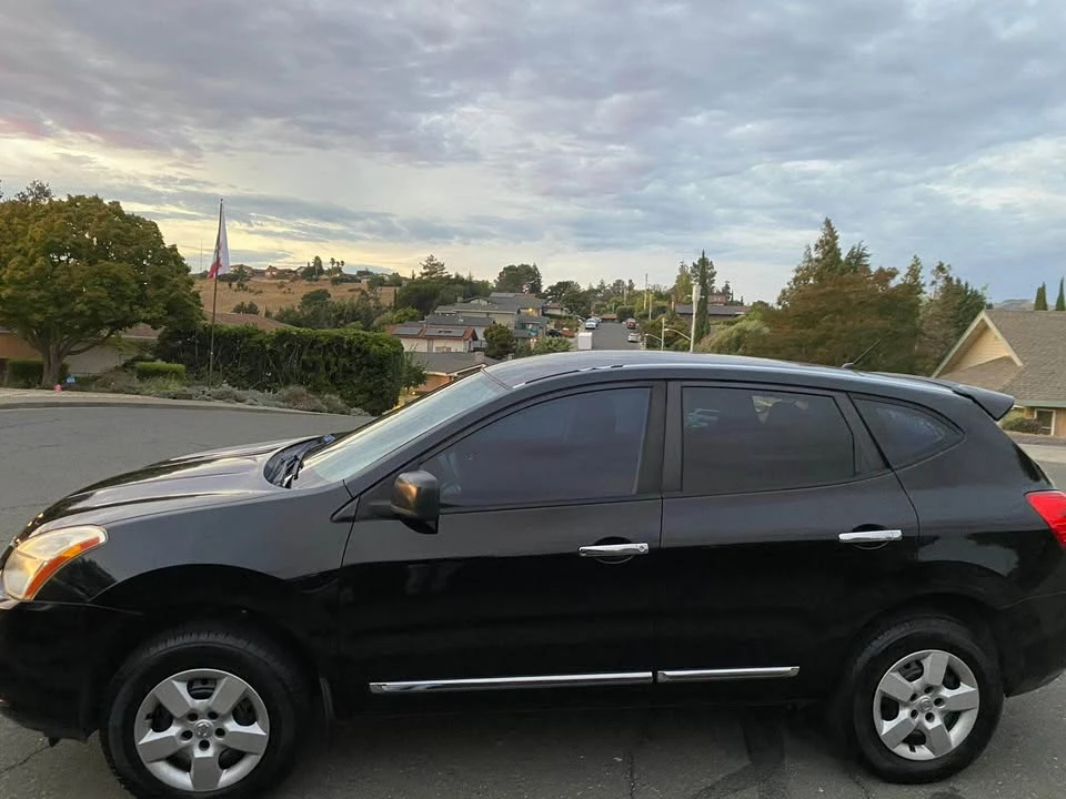 2011 Nissan Rogue - Image 7 of 12