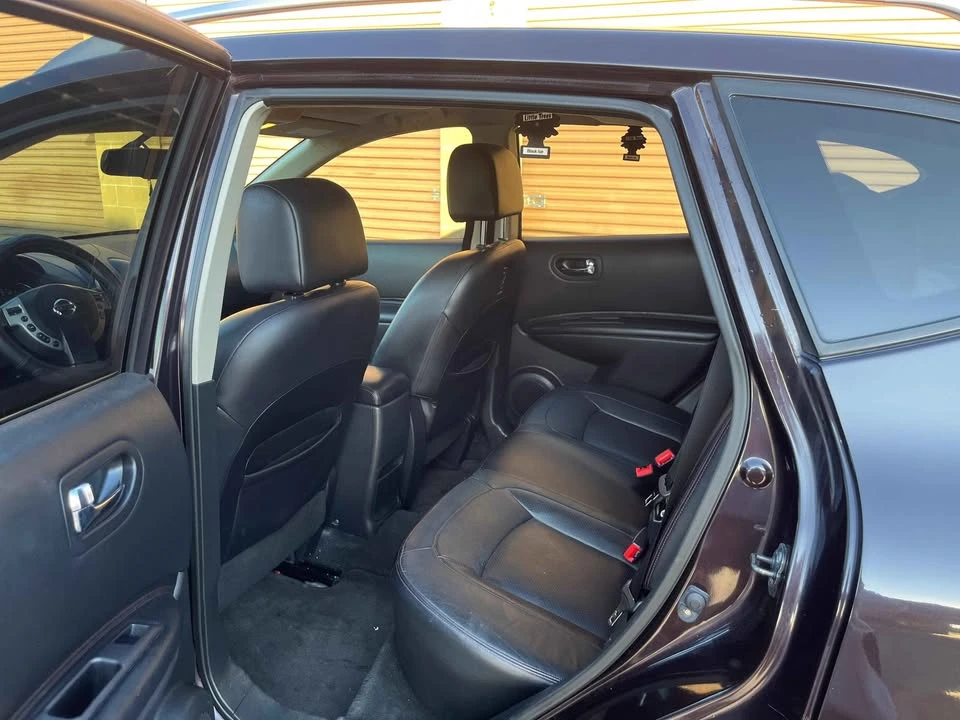 2011 Nissan Rogue - Image 4 of 6
