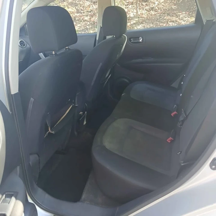 2011 Nissan Rogue - Image 10 of 13