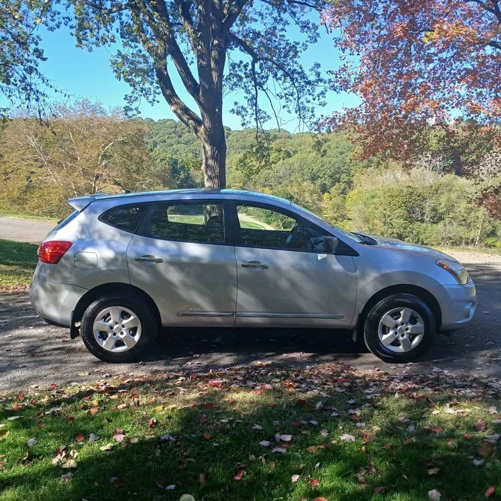 2011 Nissan Rogue - Image 6 of 13
