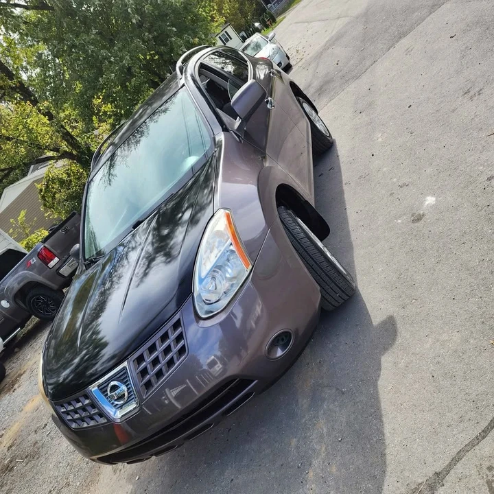 2011 Nissan Rogue - Image 2 of 11
