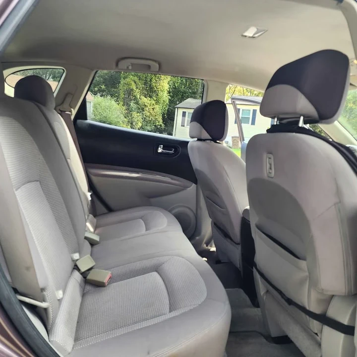 2011 Nissan Rogue - Image 7 of 11