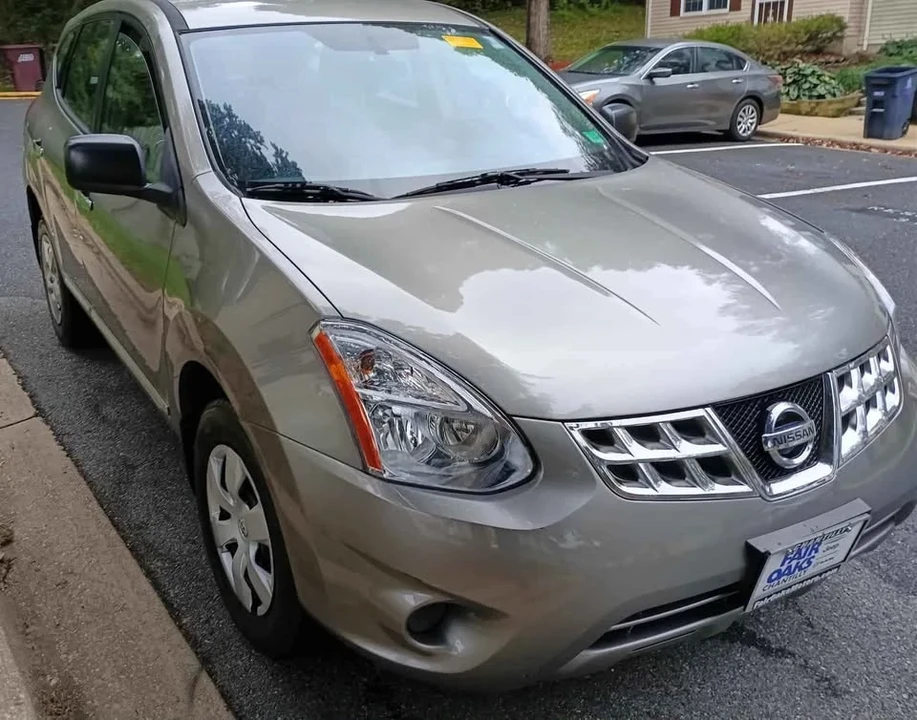 2011 Nissan Rogue - Image 3 of 10