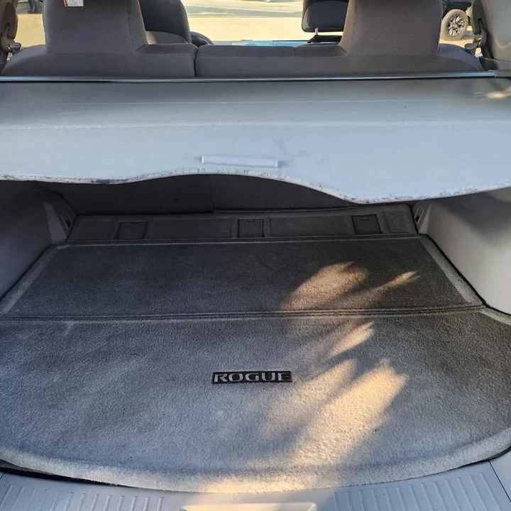 2011 Nissan Rogue - Image 9 of 11