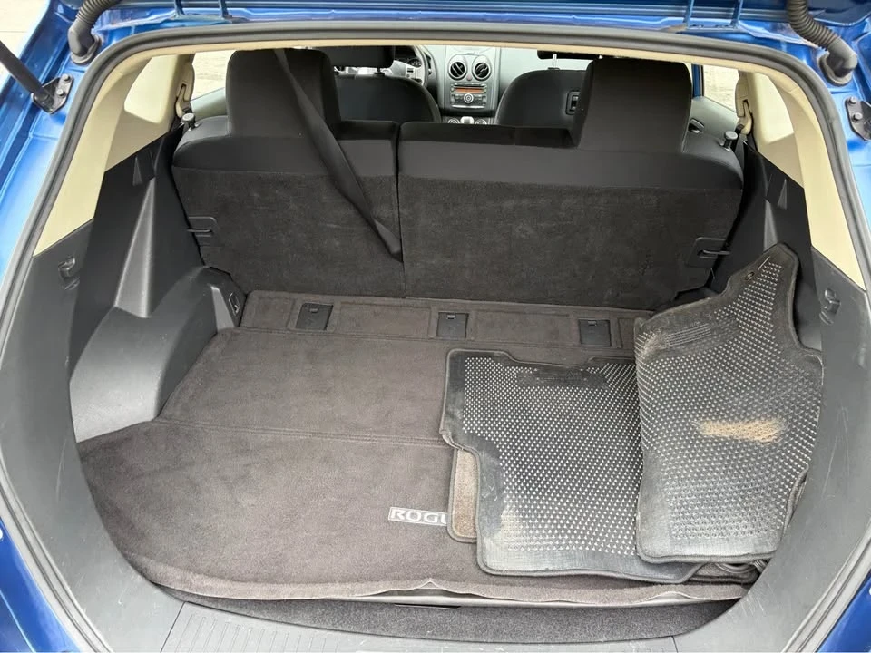 2011 Nissan Rogue - Image 10 of 12