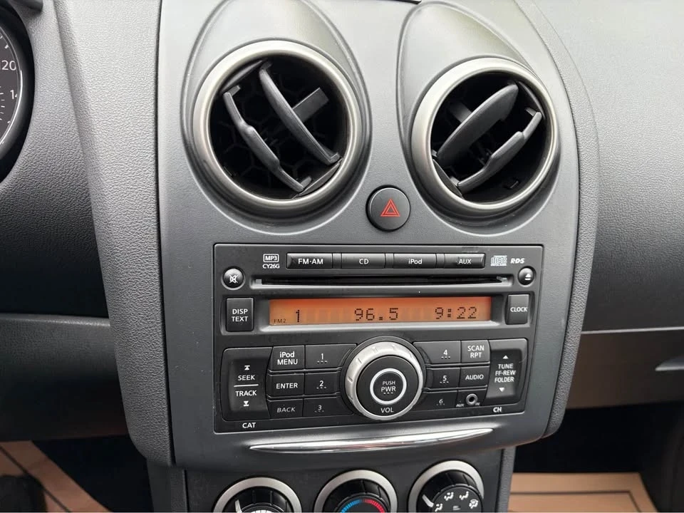 2011 Nissan Rogue - Image 9 of 12