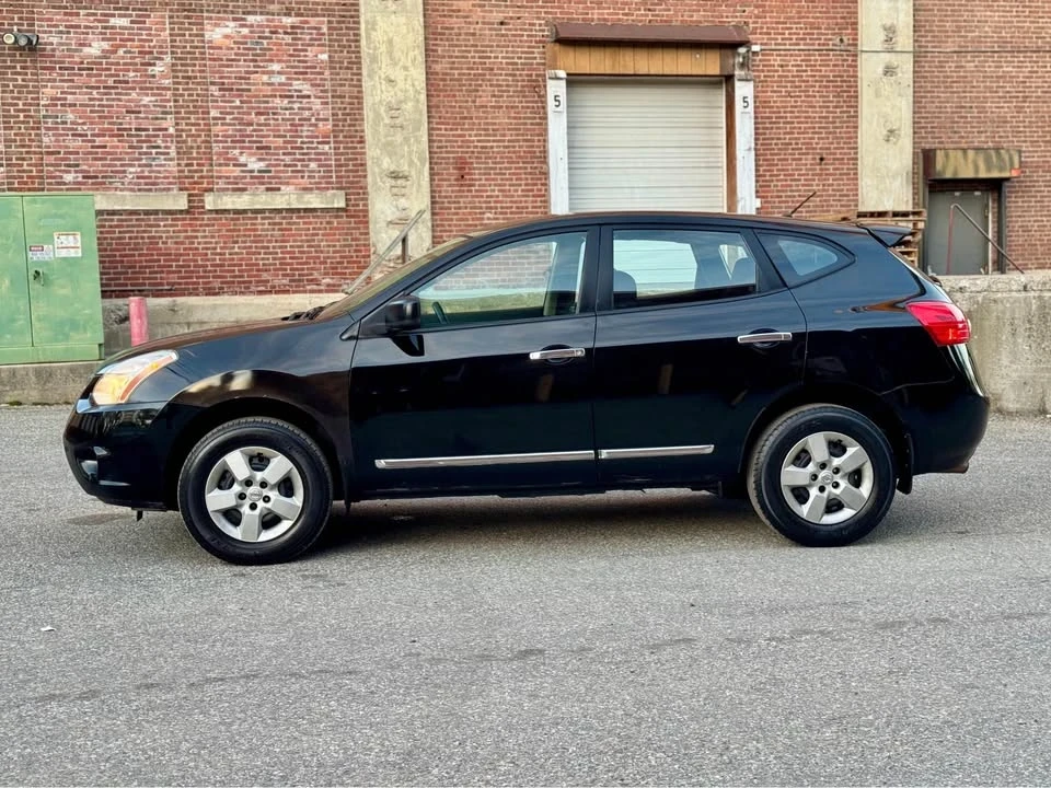2011 Nissan Rogue - Image 4 of 15