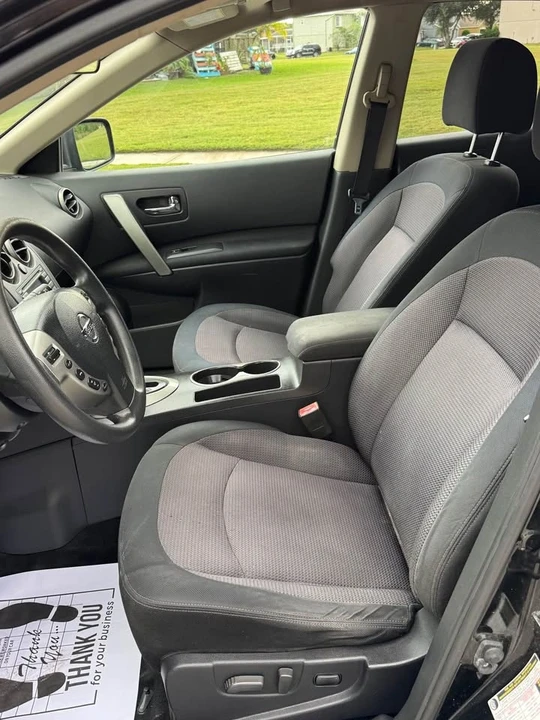 2011 Nissan Rogue - Image 6 of 11