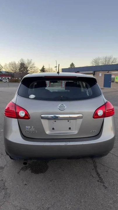 2011 Nissan Rogue - Image 6 of 18