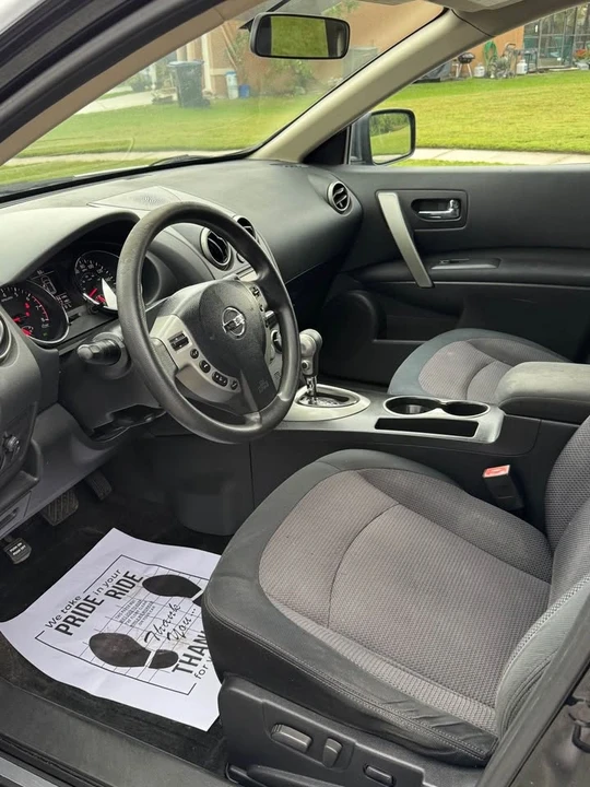 2011 Nissan Rogue - Image 5 of 11