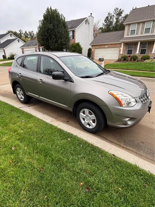 2011 Nissan Rogue - Image 4 of 12
