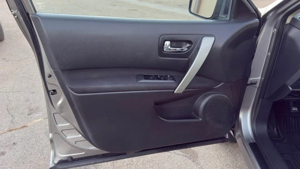 2011 Nissan Rogue - Image 18 of 18