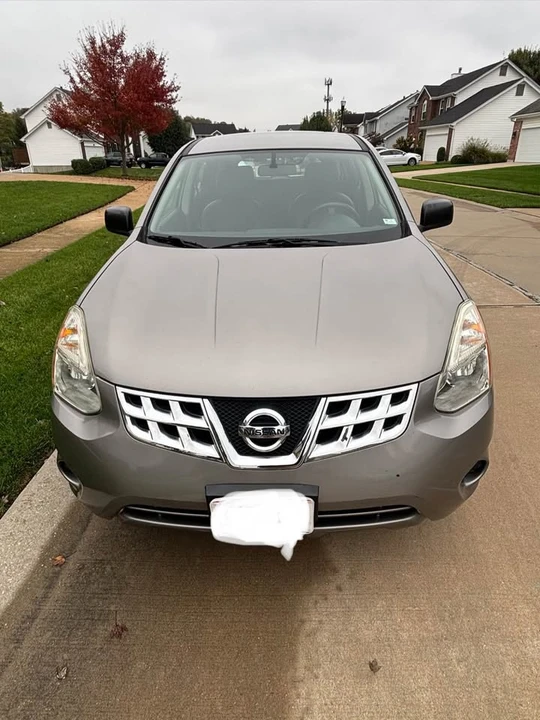 2011 Nissan Rogue - Image 5 of 12