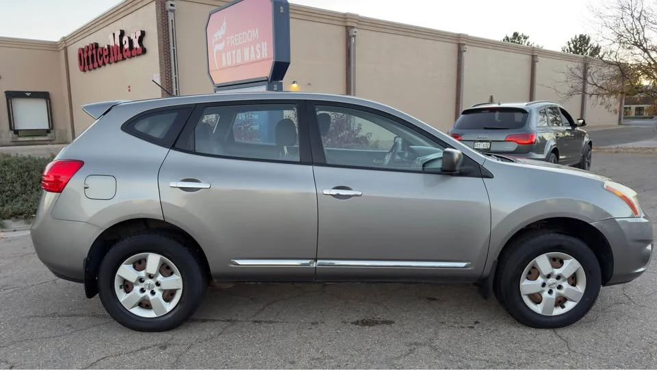 2011 Nissan Rogue - Image 4 of 16
