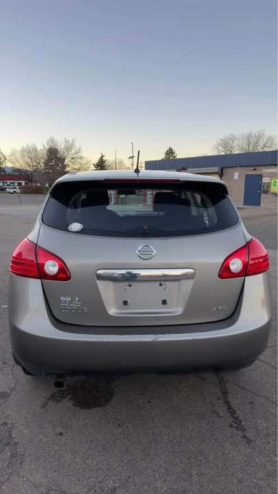 2011 Nissan Rogue - Image 6 of 16