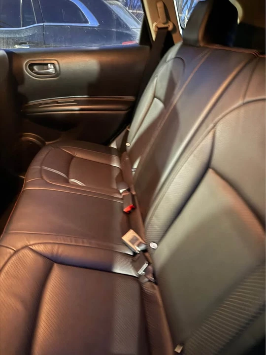 2011 Nissan Rogue - Image 6 of 6