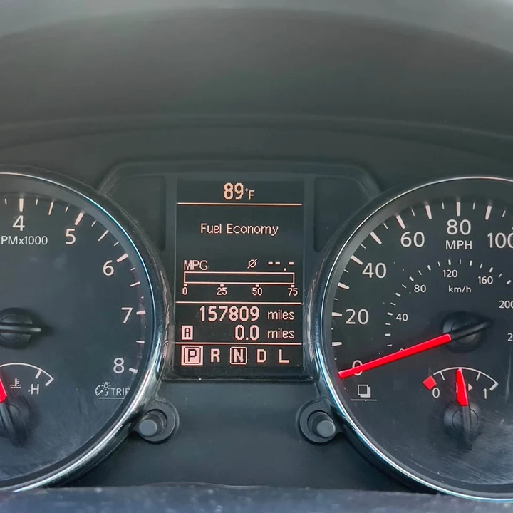 2011 Nissan Rogue - Image 12 of 13