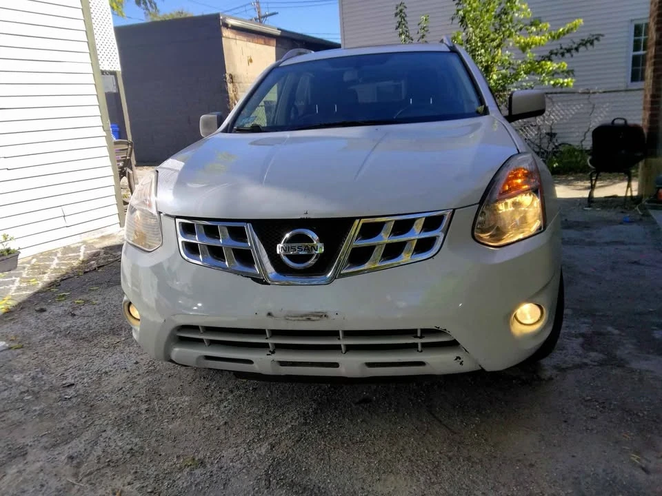 2011 Nissan Rogue - Image 16 of 18