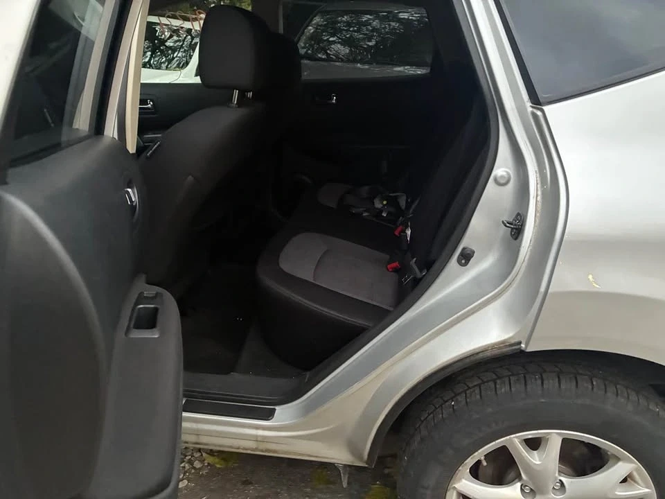 2011 Nissan Rogue - Image 10 of 11