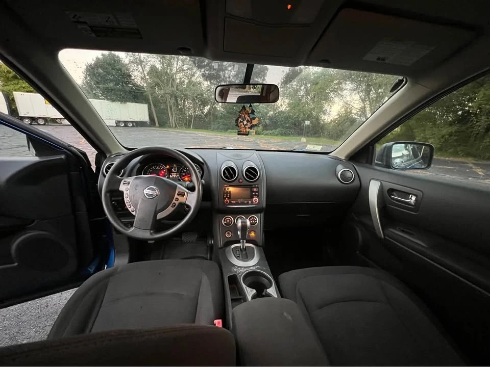 2011 Nissan Rogue - Image 12 of 15