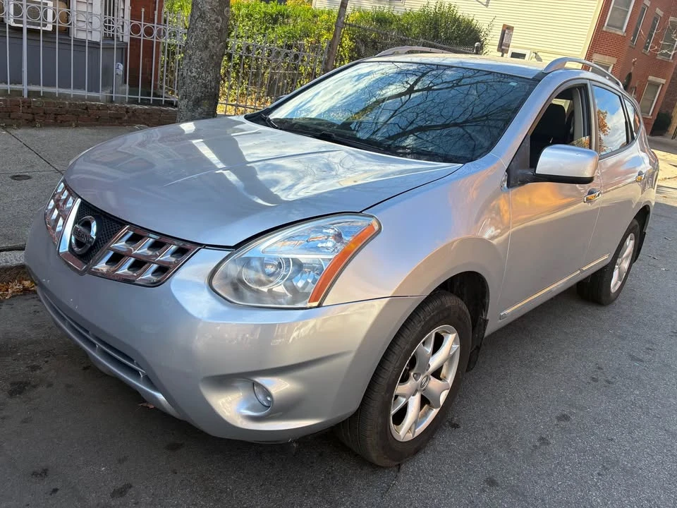 2011 Nissan Rogue - Image 7 of 9