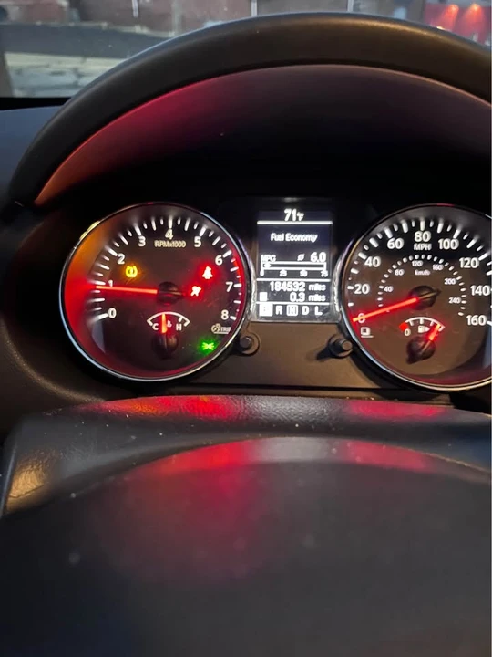 2011 Nissan Rogue - Image 8 of 18