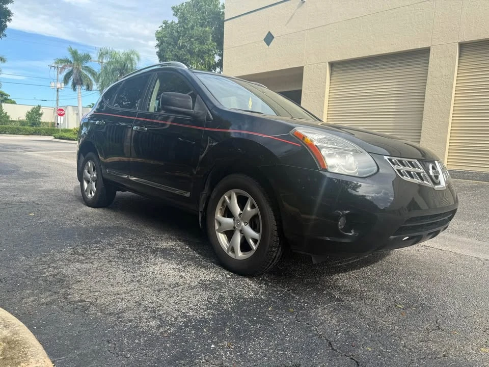 2011 Nissan Rogue - Image 3 of 10