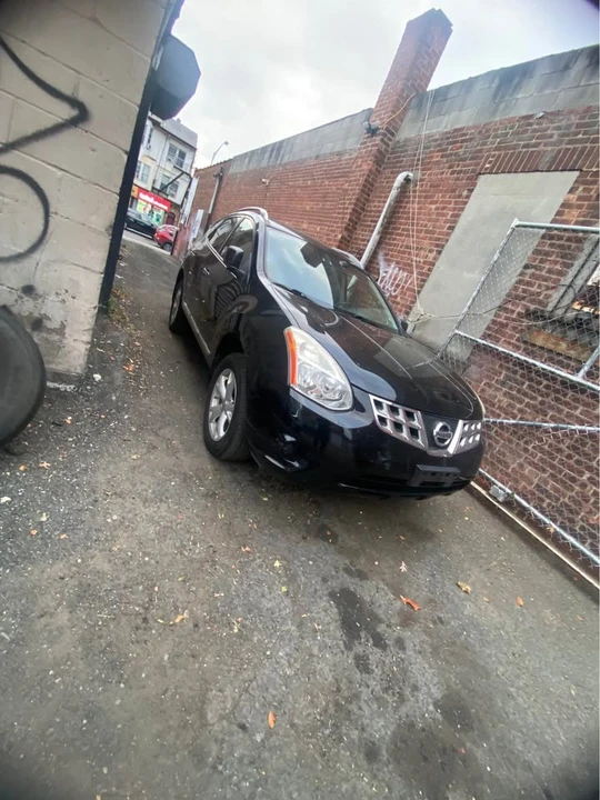 2011 Nissan Rogue - Image 10 of 10