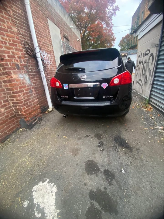2011 Nissan Rogue - Image 3 of 10