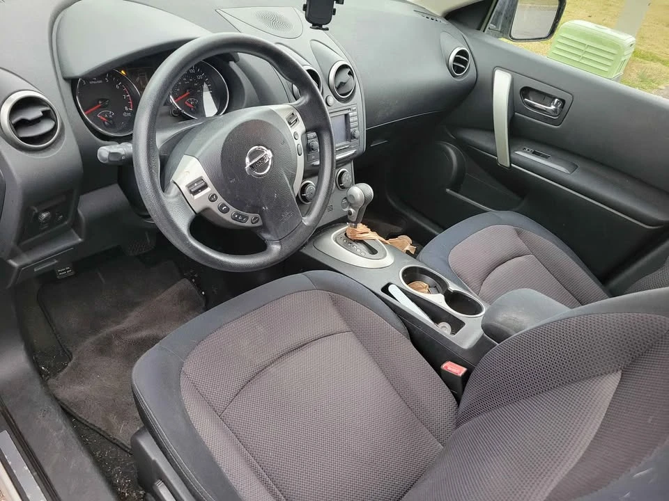 2011 Nissan Rogue - Image 3 of 3