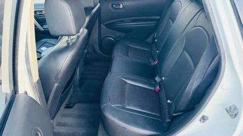2011 Nissan Rogue - Image 13 of 15