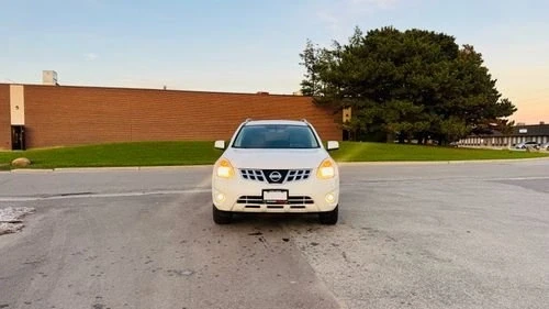 2011 Nissan Rogue - Image 3 of 15