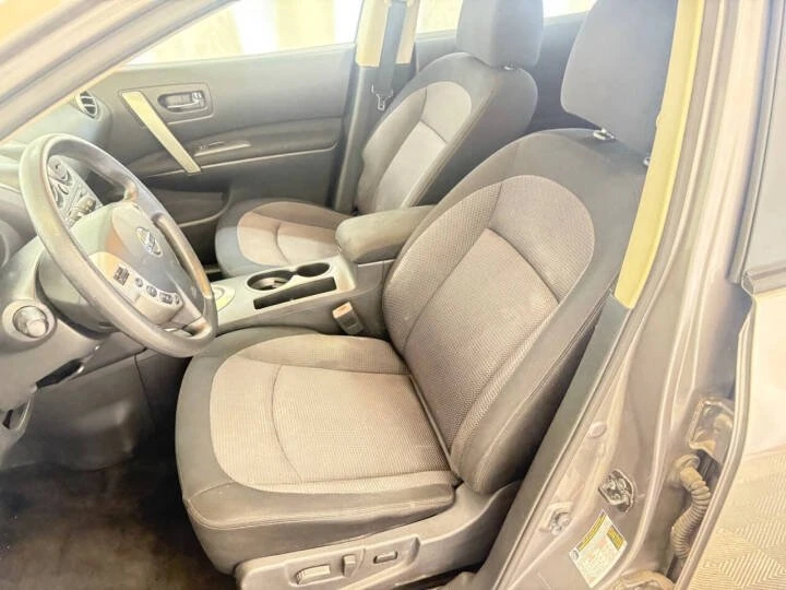 2011 Nissan Rogue - Image 14 of 17