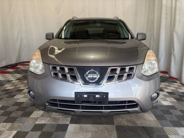 2011 Nissan Rogue - Image 3 of 17