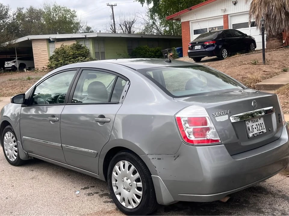 2011 Nissan Sentra 6th Gen - Image 3 of 15
