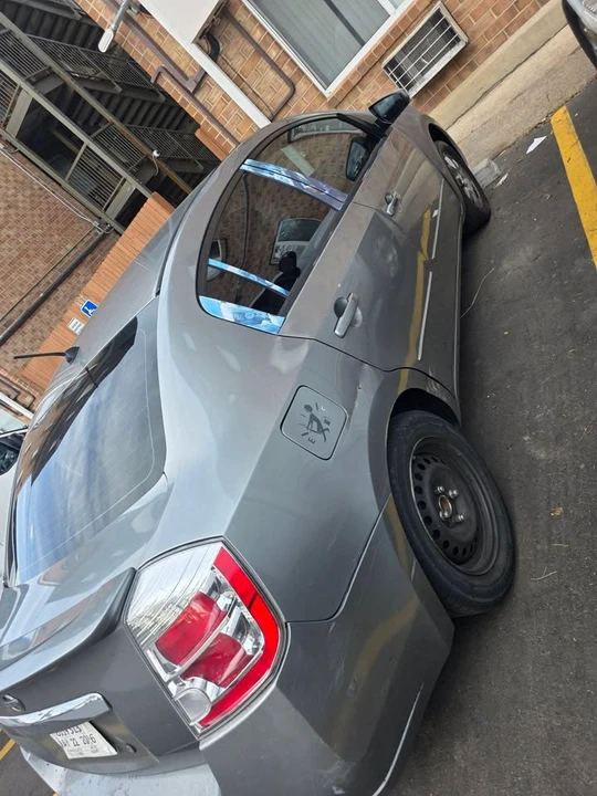 2011 Nissan Sentra 6th Gen - Image 3 of 4