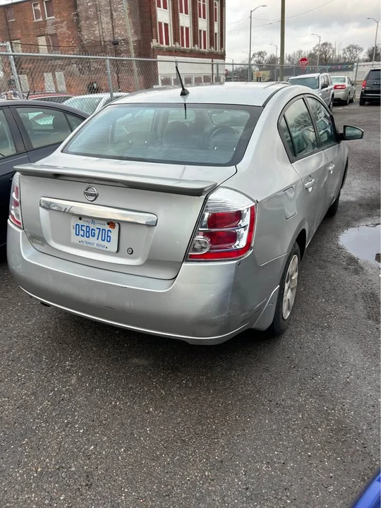 2011 Nissan Sentra 6th Gen - Image 7 of 9