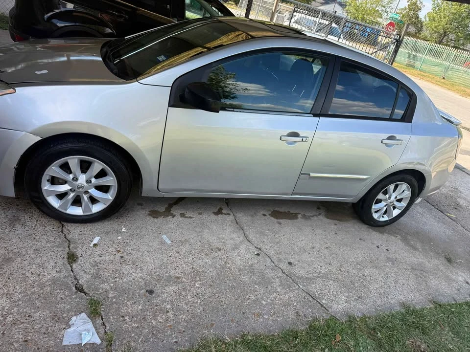 2011 Nissan Sentra 6th Gen - Image 3 of 8