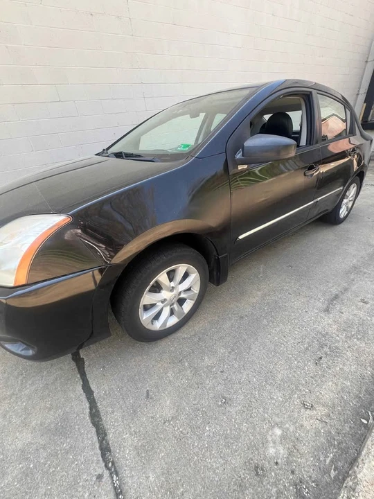 2011 Nissan Sentra 6th Gen - Image 2 of 14