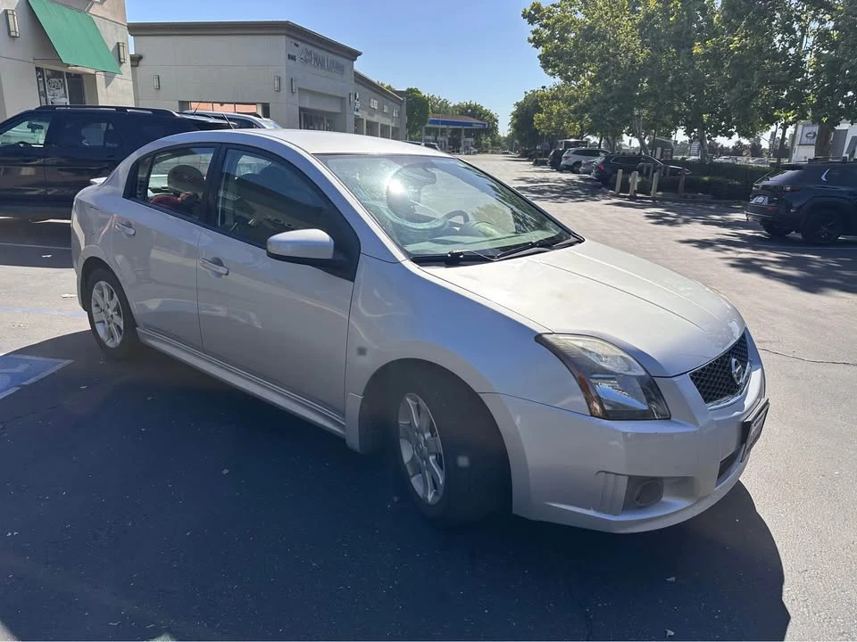 2011 Nissan Sentra 6th Gen - Image 2 of 7