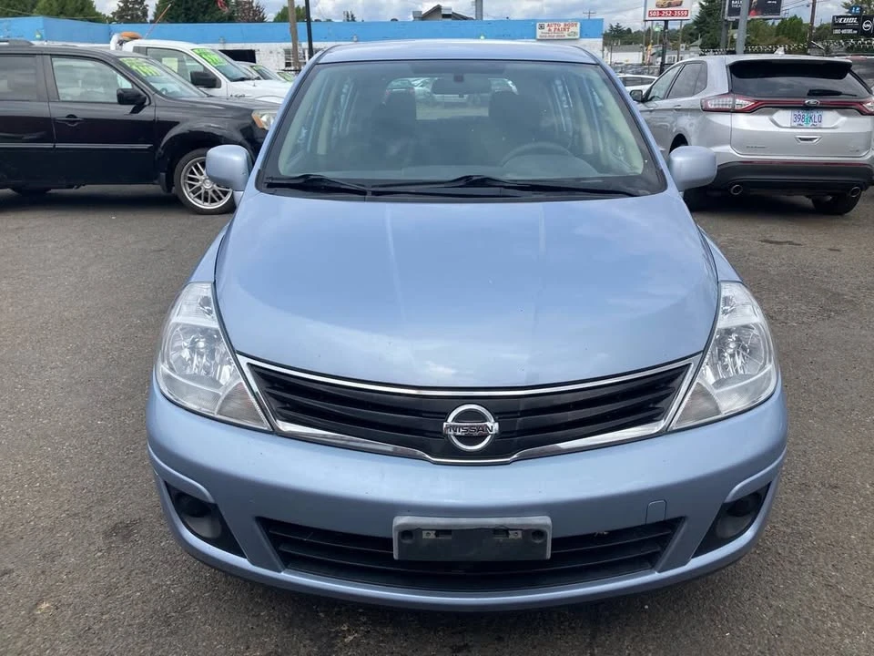 2011 Nissan Versa - Image 7 of 10