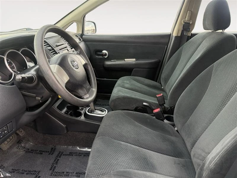 2011 Nissan Versa - Image 9 of 18