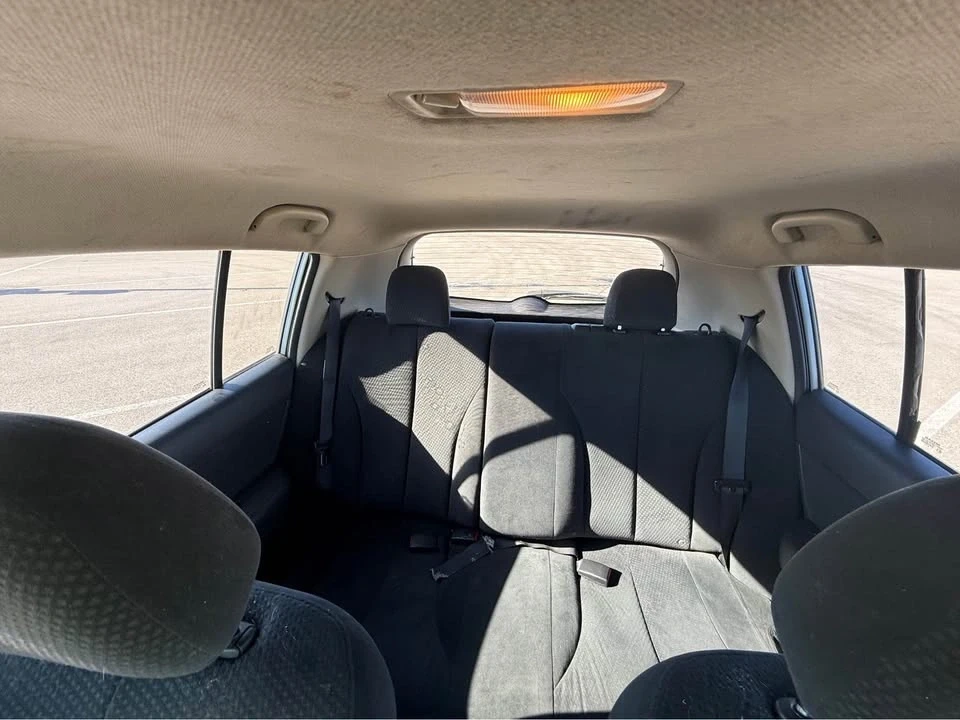 2011 Nissan Versa - Image 13 of 16