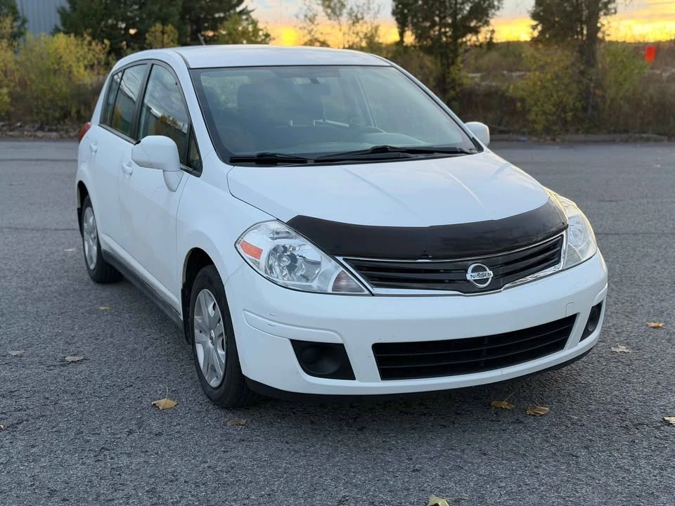 2011 Nissan Versa - Image 2 of 11