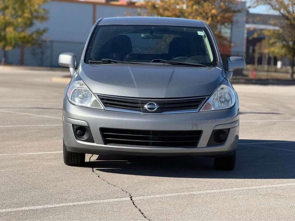 2011 Nissan Versa - Image 2 of 16